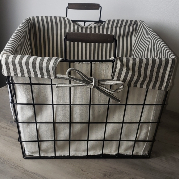 NWT, Rae Dunn Basket - Picture 2 of 6